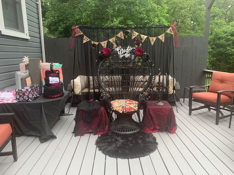 Burgundy And Black Bridal Shower Ideas, Witch Bridal Shower Theme, Spooky Bridal Shower Cake, Bridal Shower Gothic Theme, Goth Wedding Shower Ideas, Spooky Wedding Shower Ideas, Witch Bridal Party, Punk Bridal Shower Ideas, Gothic Wedding Shower Ideas