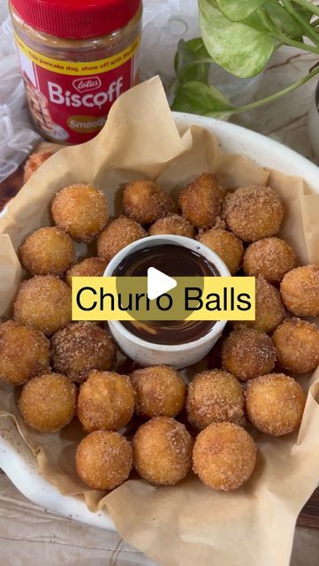 Neeti Jain on Instagram: "Churro balls 🫶🏻🤤

Preparation time: 30min
Serve : 23to25 churro balls

Ingredients used:
•1/2cup water
•1/2cup milk
•3tbsp sugar
•3tbsp butter
•1cup maida 
•Oil for frying 
•Cinnamon powder 
•Caster sugar 
•Melted chocolate 

#churros #explore #feature #dessert #mumbai #foodporn #delicious #yummy #balls #trending #explore #explorepage #viral #share #followforfollowback #dessertrecipe #famous #love #easy #mumbaifoodie #foodland_19 #shareforshare" Churro Balls Recipe, Churros Balls, Easy Churro Recipe, Churro Balls, Small Batch Churros, Churro Bugle Snack, Churro Bites Recipe, Chocolate Churros, Easy Churros Recipe