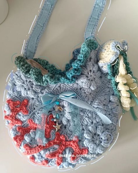 Crochet Ocean Bag, Ocean Themed Crochet, Crochet Buddies, Bag With Buttons, Ocean Crochet, Crochet Ocean, Jellyfish Keychain, Ocean Bag, Coral Crochet