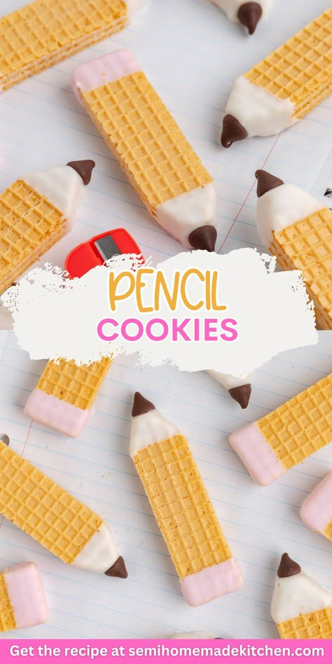 These pencil cookies are an easy, no-bake treat made with wafer cookies, candy melts, and chocolate chips. Perfect for adding a fun touch to lunchboxes or a simple back-to-school snack. Pencil Cookies, School Snacks For Kids, Best Holiday Cookies, Preschool Snacks, Edible Crafts, Lunch Box Snacks, Kids Treat, School Treats, Wafer Cookies