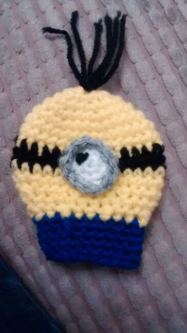 Gear Shift Cover Crochet, Crochet Gear Shift Cover Free Pattern, Crochet Shift Knob Cover, Crochet Gear Shift Cover, Car Hoodie, Gear Shift Cover, Minion Crochet, Crochet Car, Stick Shift