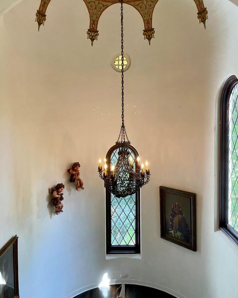 Los Feliz, 1924. A legacy home with a storied pedigree. Designed in his signature Spanish Colonial Revival style by Carleton Winslow Sr… | Instagram Spanish Gothic Interior, Bamboo Patio, Old Tiles, Spanish Colonial Revival, Painted Ceilings, Gothic Interior, Tiled Floors, Spanish Revival, Colonial Revival