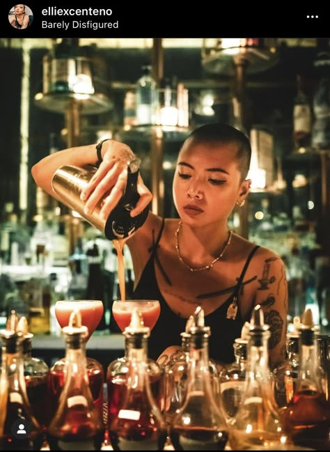 Bartender Photoshoot Women, Bartender Black Woman, Hot Bartender Aesthetic, Bartender Photoshoot Ideas, Bartender Headshots, Bartending Photoshoot, Female Bartender Aesthetic, Bar Pictures Instagram, Bartending Aesthetic