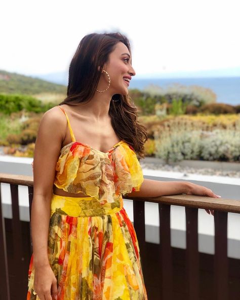 Memory lanes Mimi Chakraborty, Party Wear Dresses, Designer Suits, Lehenga Choli, Indian Bride, Wholesale Fashion, Indian Wear, Hd Photos, Designer Collection