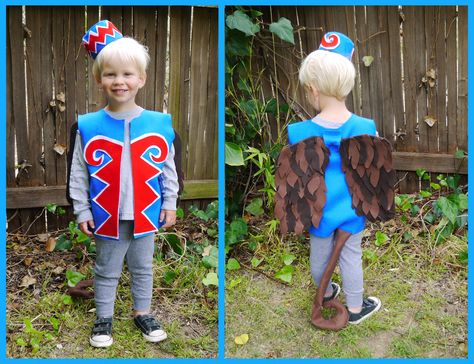 How to Make a Flying Monkey Costume Maverick Costume, Flying Monkey Costume, Munchkin Costume, Wizard Of Oz Costumes Diy, Wizard Of Oz Play, Wizard Of Oz Halloween, Wizard Of Oz Musical, Wizard Of Oz Costumes, Wizard Of Oz Costume