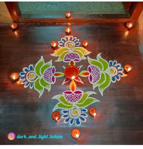 Devali Rangoli With Flowers, Diwali Kolam Design, Radham Muggu, Rangoli Designs With Colors, Design Muggulu, Simple Rangoli With Dots, Easy Rangoli Designs Videos, Very Easy Rangoli Designs, Rangoli Designs Photos