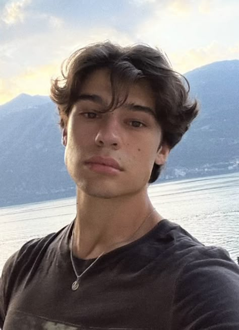 Brunette Man Face Claim, Bf Face Claims, Man With Brown Hair And Brown Eyes, Tan Brunette Guy, Brown Hair Men Aesthetic, Gioele Ossola Aesthetic, Brunette Guy Face Claim, Dark Hair Guy, Guy Faceclaims