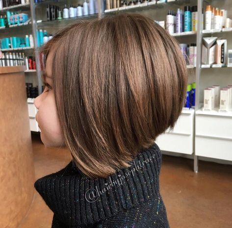 Girls Haircuts, Toddler Haircuts, Girls Short Haircuts, Girls Cuts, Haircut With Bangs, Angled Bob, Girl Haircut, Kids Hair Cuts, Girl Haircuts