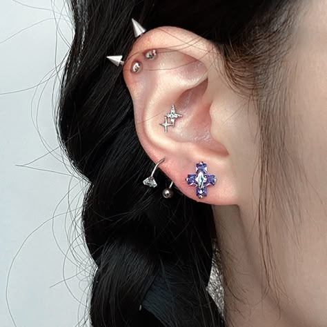 Cross Stud Earrings, Ear Piercings Helix, Helix Ear, Cool Ear Piercings, Cool Piercings, Punk Earrings, Cross Earrings Studs, Cute Piercings, Dangle Hoop Earrings