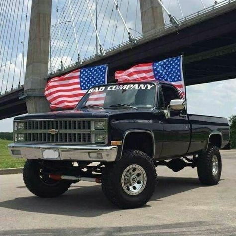 God bless America 🇺🇲 Chevy Square Body Trucks, K30 Dually, Pretty Trucks, Jacked Up Truck, Hot Trucks, Trucks Lifted Diesel, Dream Trucks, Lifted Chevy Trucks, Chevy Pickup Trucks