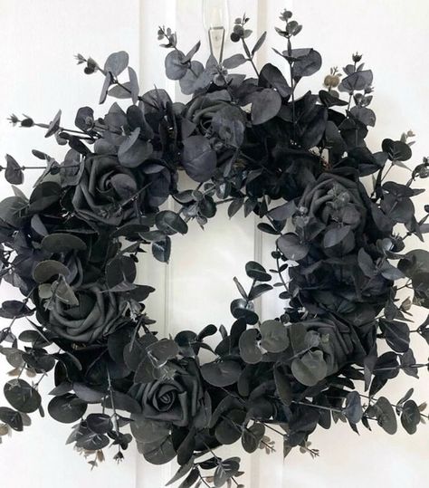 Wednesday Addams Vibe For Halloween What do you think? #halloween #wednesdayaddams #wreath #homedecor #autumn #spooky #etsyshop #staffordshire #autumndecor #homedesign Wednesday Addams Vibe, Black Eucalyptus, Gothic Door, Cottage Wreath, Festive Centerpieces, Halloween Table Decorations, Wreath Halloween, Halloween Gothic, Cemetery Flowers