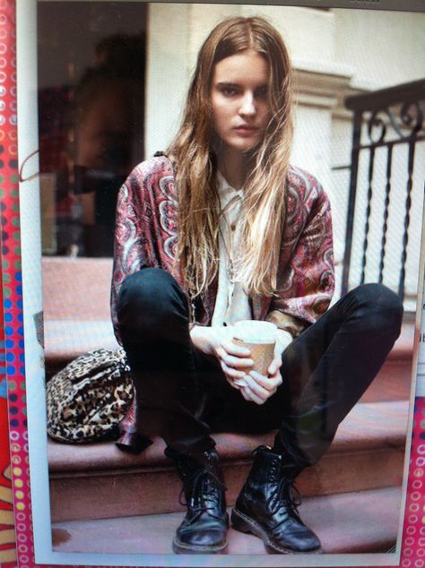 ETRO Tilda Lindstam, Look Grunge, Estilo Hippy, Look Retro, Mode Boho, Moda Vintage, Models Off Duty, Mode Inspo, Looks Style