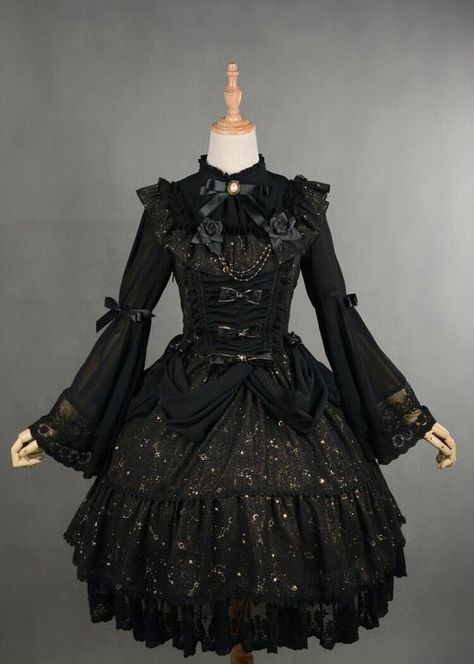 Lolita Outfits, Old Fashion Dresses, Gothic Dress, Gothic Outfits, Gothic Style, Harajuku Fashion, Lolita Dress, Gothic Lolita