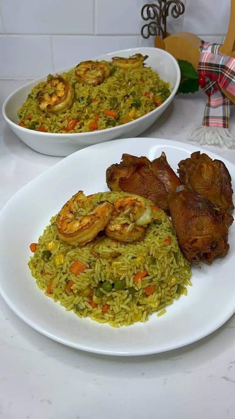 Ultra Rich Lifestyle Luxury, Nigerian Fried Rice And Chicken, Nigeria Food Pictures, African Lunch Ideas, Nigerian Wallpaper, New Tab Aesthetic, Nigeria Dishes, African Dishes Nigerian Food, Africa Dishes