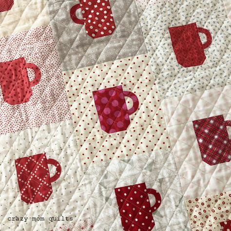 crazy mom quilts: need more coffee-a completed quilt Coffee Cup Quilt Block Pattern Free, Coffee Quilt Pattern, Coffee Cup Applique Free Pattern, Coffee Quilt, Coffee Mug Quilt Block, Coffee Cup Quilt Pattern, Quilt Patterns Easy Squares, Beginner Quilting Projects, Patchwork Quilting Designs