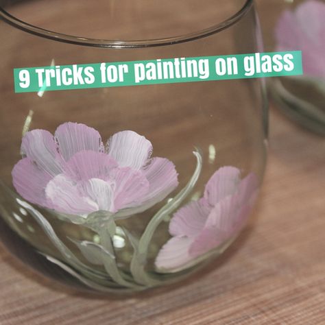 9 Tricks for painting on glass – Art Inspiration | Inspiration | Art Techniques | Encouragement | Art Supplies Diy Wine Glasses Painted, Painting On Glass Windows, Painting Glass Jars, Painted Glass Bottles, Glass Painting Patterns, Painting On Glass, Glass Painting Designs, Hand Painted Glasses, Wine Glass Art