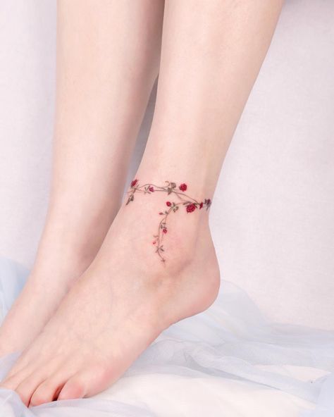 Dainty Ankle Tattoos, Inner Arm Tattoos, 10 Tattoo, Couple Matching Tattoo, Tattoo Spots, Ankle Tattoos For Women, Meaningful Symbols, Red Rose Tattoo, Ankle Tattoos