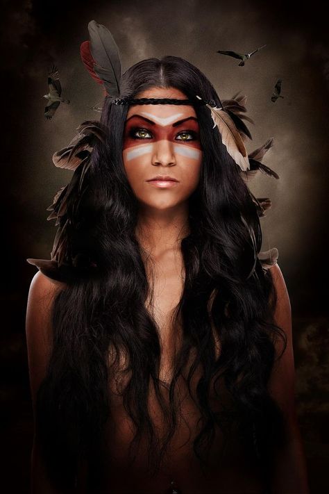 Indian Makeup Halloween, Indian Face Paints, Native American Makeup, Halloween Indian, Native American Face Paint, Native American Indian Tribes, American Makeup, American Indian Girl, American Indian Tattoos