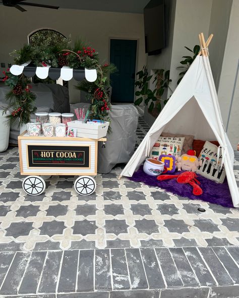 🎄☕ Last weekend we kicked off the holiday season in style with an adorable Friendsgiving gathering and our Mini Hot Cocoa Cart! 🍫✨ Perfect for adding a cozy touch to any gathering, our cart comes stocked with all the cocoa essentials—marshmallows, peppermint sticks, an assortment of sweet treats, and a paint your own cookie activity. Then the kiddos can decorate their own mug and sip delicious hot chocolate with their besties- talk about a cup of cheer! Whether you’re hosting a sleepover, ... Hot Cocoa Cart, Cup Of Cheer, Delicious Hot Chocolate, Peppermint Sticks, Marshmallows, Hot Cocoa, Candy Cane, Peppermint, Talk About