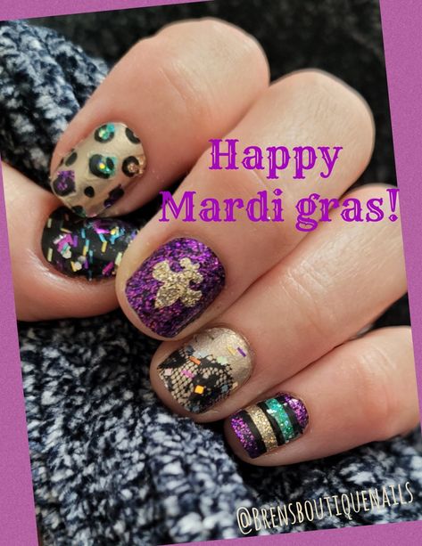 Color street
Mardi gras nails Color Street Mardi Gras Combo, Short Mardi Gras Nails, Mardi Gras Valentine Nails, Mardis Gras Nails, New Orleans Nails Designs, Mardi Gras Nails Ideas, Mardi Gras Color Street, New Orleans Nails, Mardi Gras Nails Design