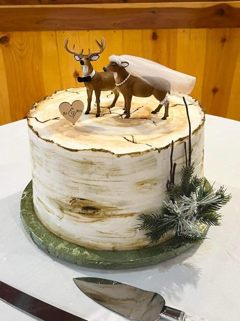 Outdoors Grooms Cake, Outdoorsman Grooms Cake, Grooms Cake Outdoorsman, Groomsmen Cake Hunting, The Hunt Is Over Grooms Cake, Country Grooms Cake, Hunter Grooms Cake, Groomsmen Cake Ideas, Deer Grooms Cake