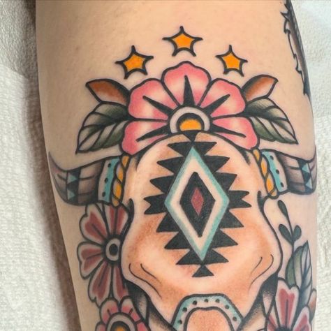 Kaley on Instagram: "Thanks for snagging this one Chelsey!!   #flash #americantraditionaltattoo #americantraditional #ladytattooers #desmoinestattoos #desmoines #iowa #midwest #midwesttattoos #iowatattoos" Trad Tattoo Sleeve, American Trad Tattoo, American Traditional Tattoo, March 1, American Traditional, Traditional Tattoo, Iowa, Sleeve Tattoos, Art Inspo