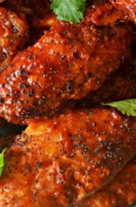 Southwest Chipotle Chicken Wings, Best Baked Wings, Strawberry Wings, Wingette Recipes, Chicken Wing Sauce Recipes, Fried Spaghetti, Avocado Dip Recipe, Wing Sauce Recipes, Baked Wings