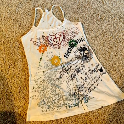 Brand New. Never Worn. In Great Condition. Thrifted Tank Tops, Trashy Clothes, 2000s Room, Mcbling Fashion, Trashy Outfits, T Shirt Painting, Paisley Top, 2000s Fashion Outfits, Y2k Top