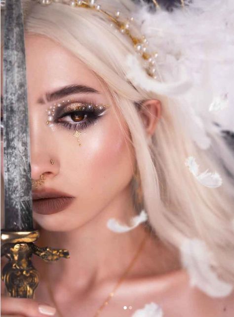 The Best Fairy Makeup (Ideas, Tutorials and AI Fairycore Inspiration) - The Mood Guide Fairy Queen Makeup, Aesthetic Fairy Makeup, Easy Fairy Makeup, Soft Fairy Makeup, Fairy Makeup Looks, Woodland Fairy Makeup, Purple Fairy Makeup, Fairy Makeup Ideas, Fairycore Makeup