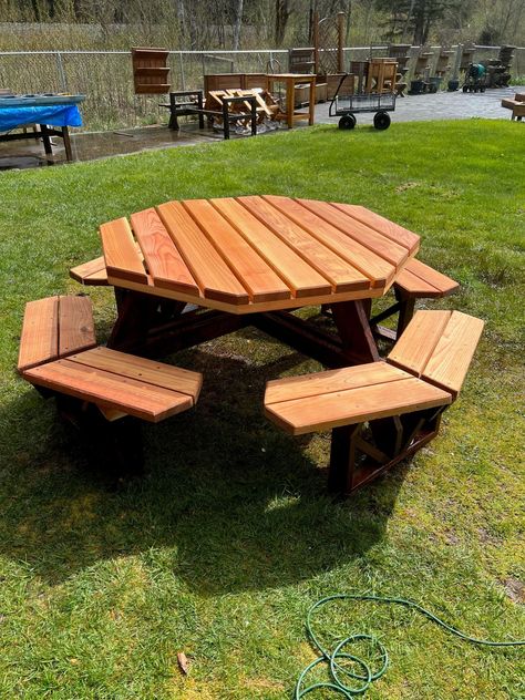 Hexagon Picnic Table Plans, Cedar Picnic Table, Octagon Picnic Table Plans, Meja Outdoor, Garden Table Plans, Patio Table Plans, Farm Camping, Octagon Picnic Table, Round Picnic Table