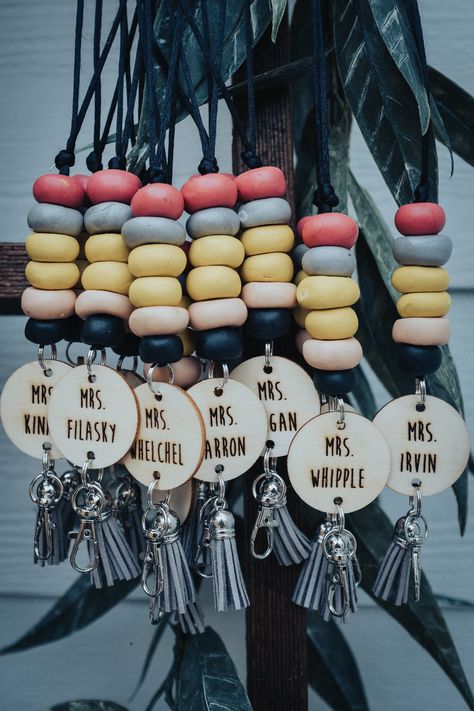 Lanyard Gift, Teacher Lanyards, Appreciation Gifts Diy, Teacher Appreciation Gifts Diy, True Character, Teacher Craft, Teachers Diy, Teacher Lanyard, Diy Teacher Gifts