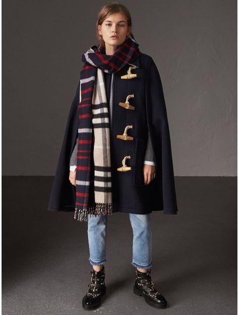 Burberry Cape, Cape Outfit, Cool Coats, Winter 23, Fragrances For Women, Witch Outfit, British Outfits, Duffle Coat, Cape Coat