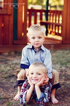 Brother Photography Poses on Pinterest Brother Photography Poses, Outdoor Baby Photography, Sibling Photography Poses, Brother Pictures, Brothers Photography, Brother Photos, Sibling Pictures, Boy Photo Shoot, Sibling Poses