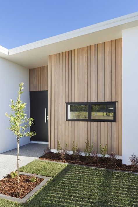 Entrance Ways Inspiration Light Wood Exterior House, Axon Cladding Exterior, Timber Clad Garage, Cladding Over Brick Exterior, White House Exterior Modern, White Cladding Exterior, Australian Homes Exterior, Wood Cladding Exterior Modern, Japandi Exterior Design