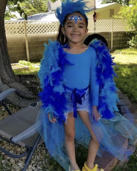 Blue Macaw Costume Diy, Carnival Masks Diy, Macaw Costume, Blue Macaw, Masks Diy, Costume Diy, Carnival Masks, Diy Mask, Diy Costumes