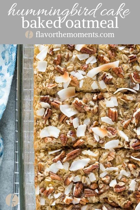 Hummingbird Cake Baked Oatmeal is a healthy, make ahead oatmeal bake with the delicious flavors of classic hummingbird cake!  {GF, DF} Make Ahead Oatmeal, Oatmeal Bake, Hummingbird Food, Breakfast Yummy, Hummingbird Cake, Oats Breakfast, Oatmeal Chocolate Chip Cookies, Make Ahead Breakfast, Chocolate Chip Oatmeal