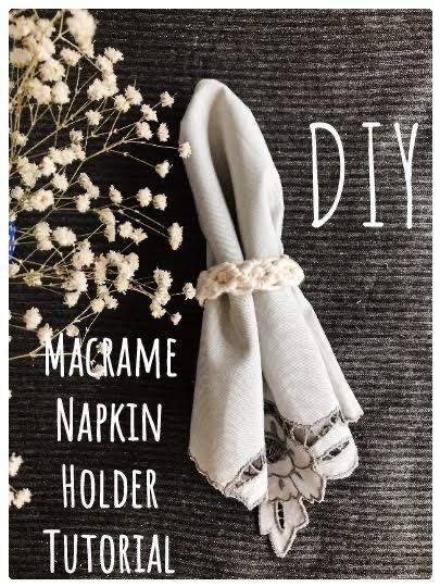 Napkin Holder Macrame, Macrame Napkin Rings Tutorial, Boho Table Setting Wedding, Napkin Ring Diy, Macrame Napkin Rings, Boho Table Setting, Diy Napkin Holder, Christmas Macrame, Diy Macramé