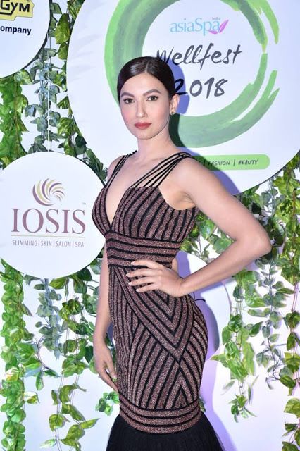 Bollywood Beauty Gauhar Khan Latest Pics At Event - Actress Doodles Gauhar Khan, Photoshoot Pics, Actress Images, Beautiful Wedding Photos, Beautiful Photoshoot, Hot Images, Australian Models, Actress Pics, Movie Photo