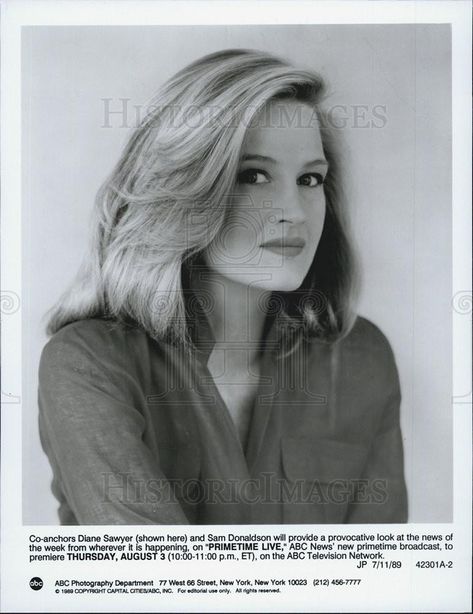 Diane Sawyer, Classic Beauty, Tv News, Change The World, Amazing Women, A Woman, Talk Show, Long Hair Styles, In This Moment