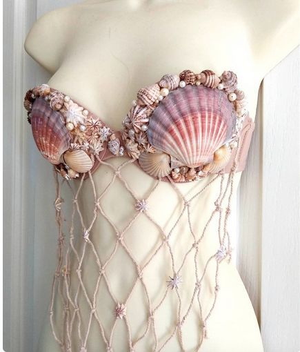 Mermaid Tops Aesthetic, Seashell Top Mermaid, Mermaid Outfit Design, Metkayina Clothing Tops, Mermaidcore Accessories, Mermaid Asthetics Outfit, Metkayina Accessories, Seashell Clothes, Mermaid Top Aesthetic