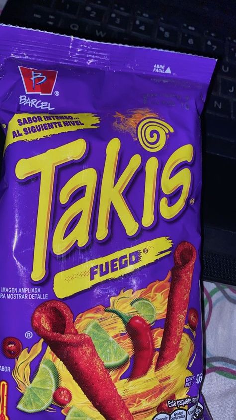 Talkies Chips, Takis Chips, Hot Chip, Junk Food Snacks, Spicy Snacks, Lunch To Go, Food Recepie, Snap Food, Favorite Snack