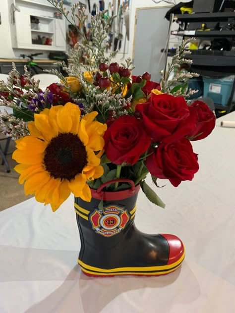 Fire Department Dinner Centerpieces, Firemans Ball Decorations, Fireman Wedding Decorations, Fire Academy Graduation Party Ideas, Fire Department Centerpieces, Fire Dept Retirement Party Ideas, Fire Retirement Party, Fire Fighter Decorations, Fire Department Banquet Centerpieces