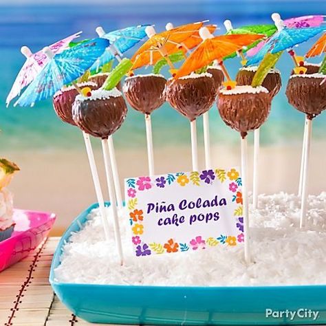 Piña Colada Cake Pops Pina Colada Cake, Luau Food, Hawaiian Luau Party, Luau Birthday Party, Hawaiian Birthday Party, Hawaiian Birthday, Fiesta Tropical, Luau Theme, Luau Birthday