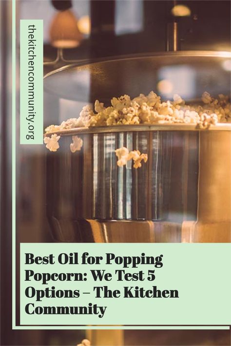 The popcorn kernel needs to be prepared correctly, but you have to be careful with the saturated fat. There are several "healthy oils" to use in your popcorn maker including peanut oil, vegetable oil, sunflower oil, avocado oil, refined coconut oil, and soybean oil. Which one you use depends on taste and your machine. It is possible to turn an unpopped kernel into perfect popcorn. Popcorn Oil Recipe, Popcorn Oil Pretzels, Popcorn Without Oil, Popping Popcorn On The Stove, Popcorn Coconut Oil, Coconut Oil Popcorn, Popping Popcorn, Popcorn Oil, Popcorn Toppings