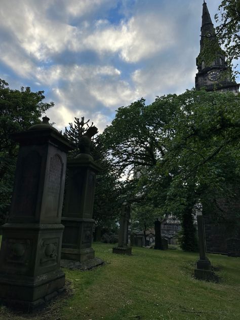 Harry potter aesthetic dark academia spooky scottish graveyard Harry Potter Aesthetic Dark, Scottish Aesthetic, Potter Aesthetic, Aesthetic Dark Academia, Harry Potter Aesthetic, Aesthetic Dark, Graveyard, Architecture Drawing, Dark Academia