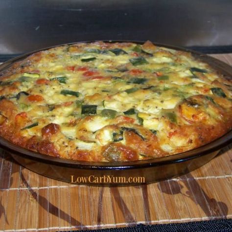 Zucchini quiche with Carbquik pie crust Zucchini Quiche Recipes, Zucchini Pie Recipes, Carbquik Recipes, Zucchini Quiche, Paleo Vegetables, Asparagus Quiche, Zucchini Pie, Easy Zucchini, Low Carb Zucchini