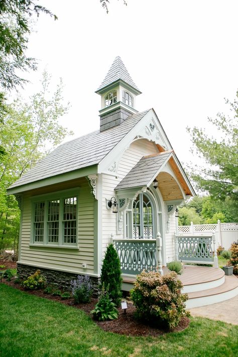 Tiny Chapel, Chapel In The Woods, Cottage Tiny House, Tiny House Village, Houses Of The Holy, Old Country Churches, Herb Farm, Tiny Wedding, Church Pictures