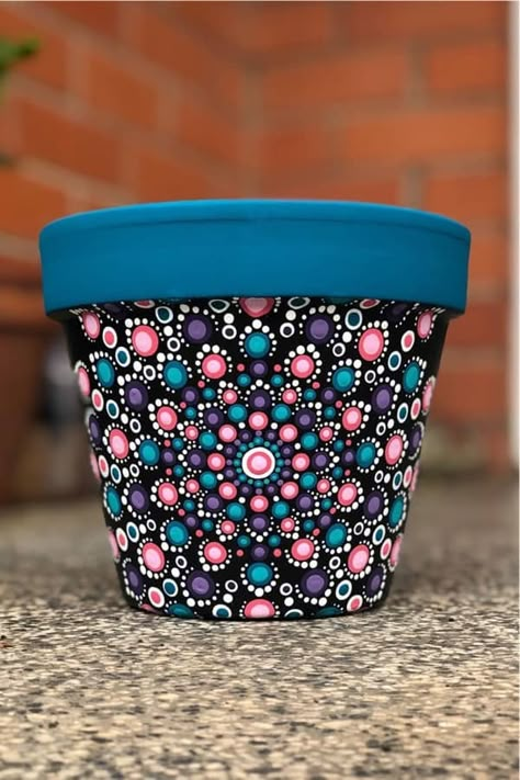 35+ Super Creative Painted Flower Pots For 2021 - Crazy Laura Clay Pot Decoration Ideas, Painting On Pots Ideas, Painting Ideas For Pots, Pot Decorating Ideas, Clay Pot Painting Ideas, Paint Flower Pots, Pot Decoration Ideas, Pot Painting Ideas, Terracotta Paint