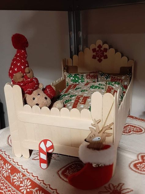 House For Elf On The Shelf, Diy Elf House On The Shelf, Christmas Elf House Diy, Elf On The Shelf House Diy Cute Ideas, Elf House Ideas, Diy Elf House, Elf On The Shelf House Diy, Elf House Diy, Elf On The Shelf House