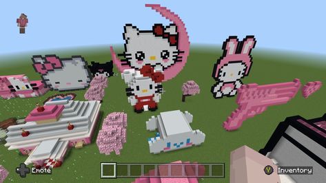 Hello Kitty Minecraft, Minecraft Statues, Minecraft World, Pink Wallpaper Hello Kitty, Minecraft Pictures, Hello Kitty House, Cool Minecraft Creations, Hello Kitty Crafts, Cute Minecraft Houses